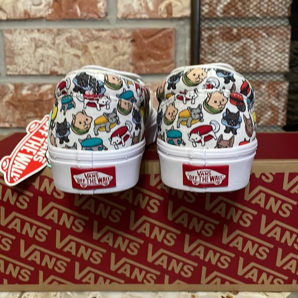 Vans Classic slip on comfy Cush puppies and kittens - Picture 4 of 8